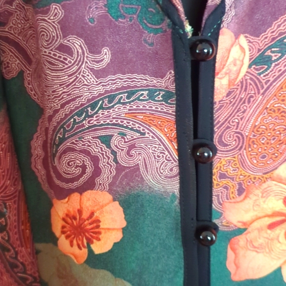 Paisley and Floral Patterned Jacket - Picture 4 of 6